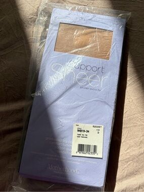 Motherhood Maternity Sheer Support Tights, size D